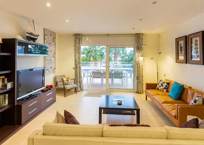 Villa 2024 Ebre 36b By Homeselectspain