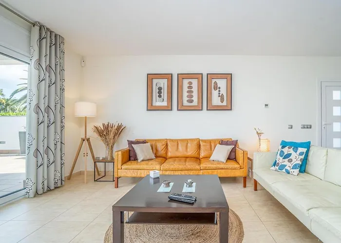 Villa 2024 Ebre 36b By Homeselectspain *