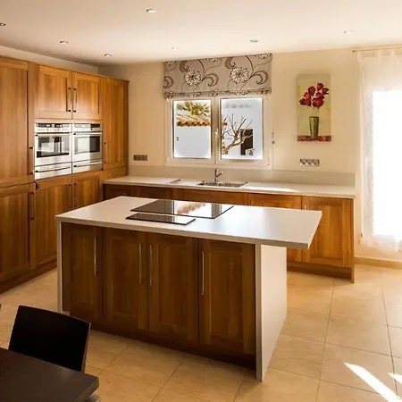 2024 Ebre 36b By Homeselectspain Villa *