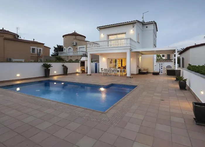 Villa 2024 Ebre 36b By Homeselectspain *