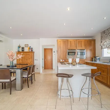 2024 Ebre 36b By Homeselectspain Villa *